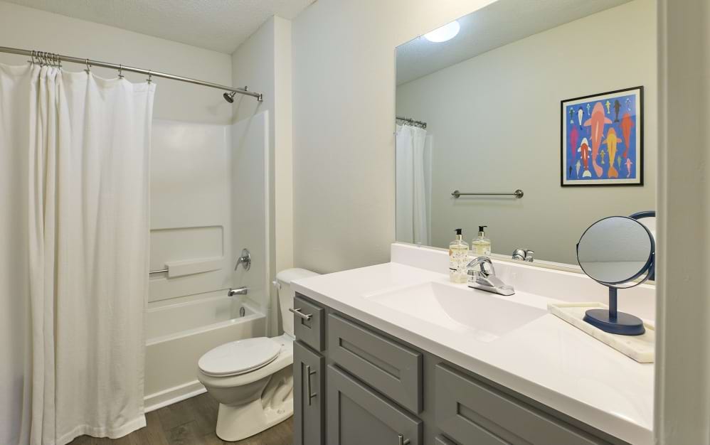 C3AR - 3 bedroom floorplan layout with 3 bathrooms and 1140 square feet (Spa-Inspired Bathroom)