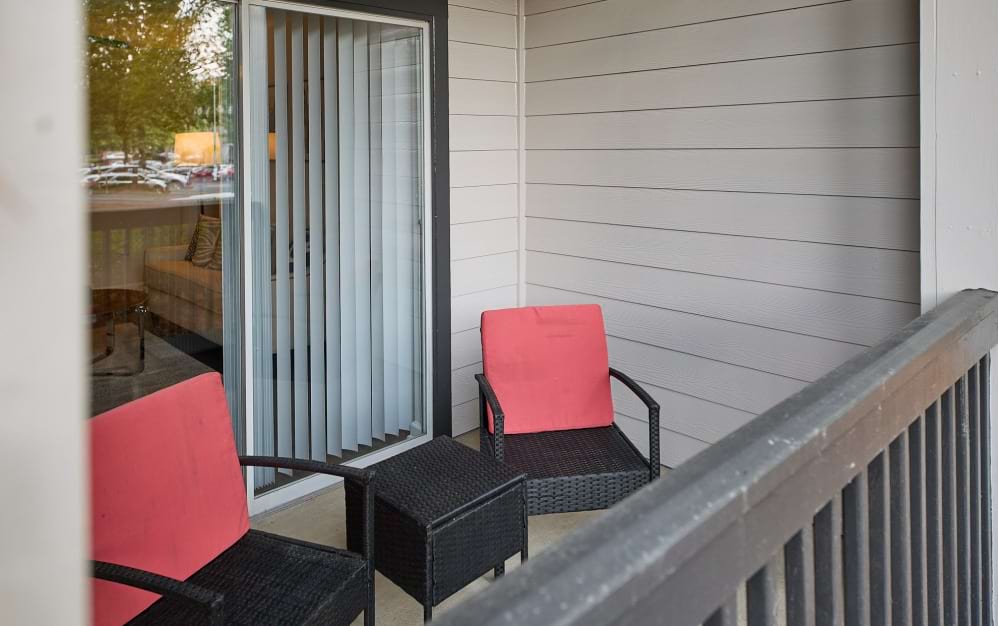 C3AR - 3 bedroom floorplan layout with 3 bathrooms and 1140 square feet (Scenic Private Balcony)
